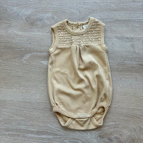 kate quinn Other - Kate Quinn Sleeveless Romper - Size 6-12m